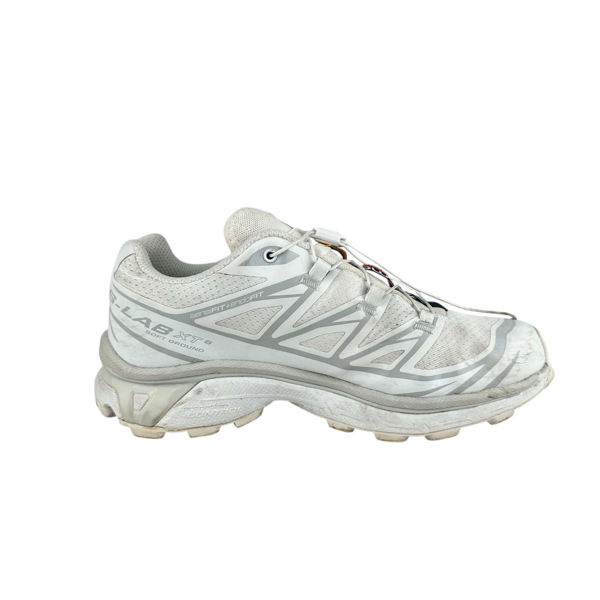 Salomon XT-6 white lunar rock trainers, preloved second hand sneakers in good condition with signs of wear.