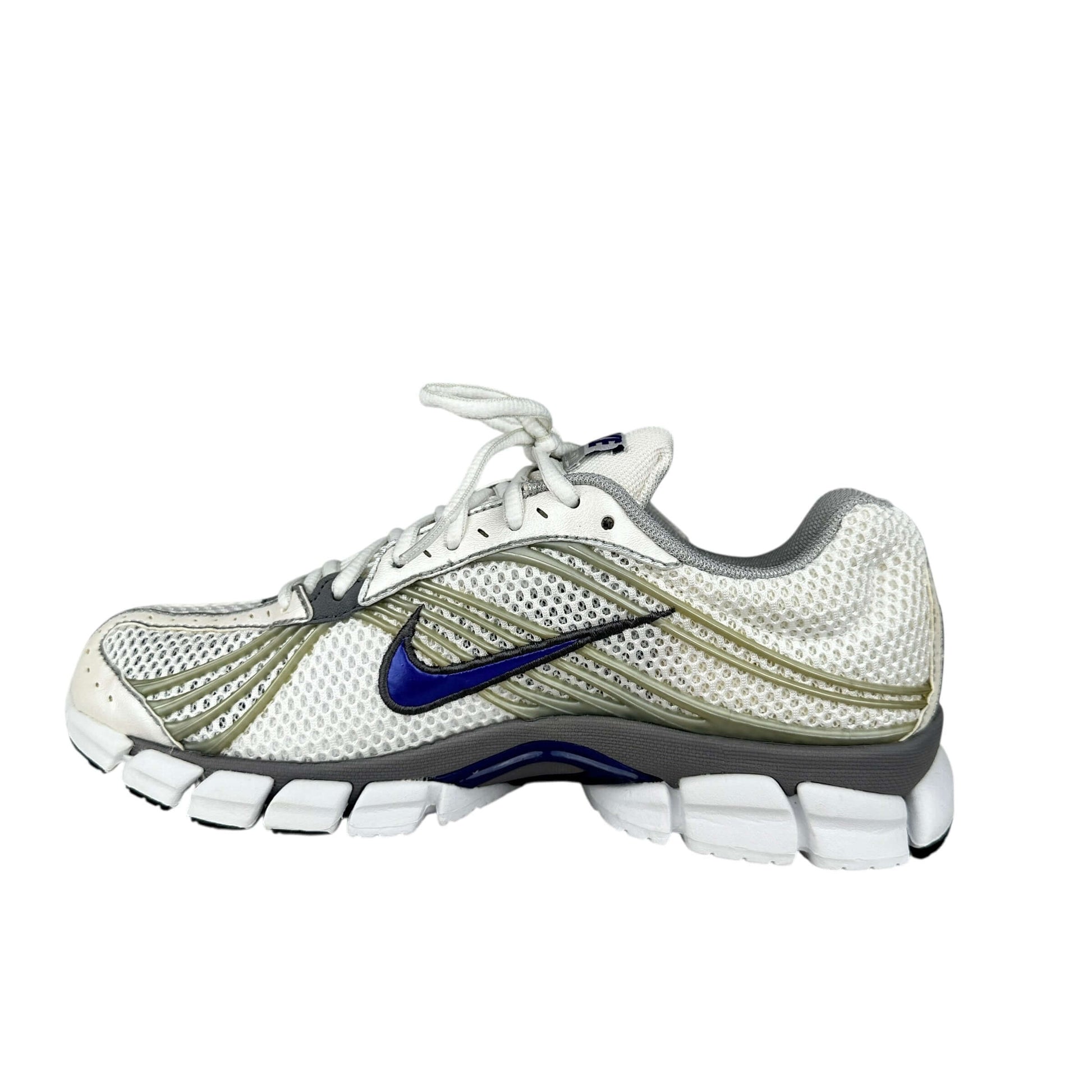 Nike Zoom Skylon 11 trainers in white and purple, preloved, second hand, sustainable, size 5.5 UK.