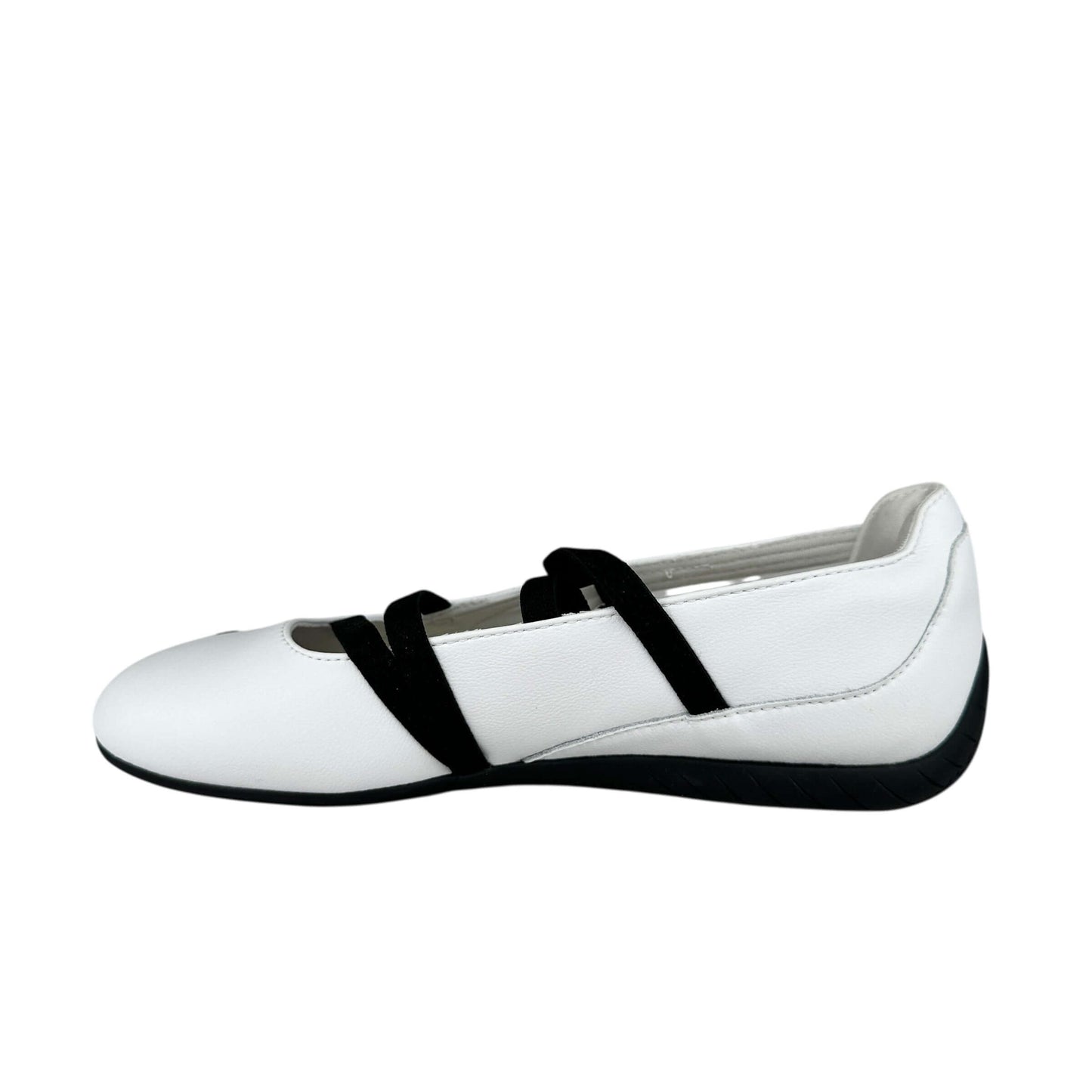 Puma speedcat ballet flats in black and white leather, trainers for sustainable and preloved fashion.